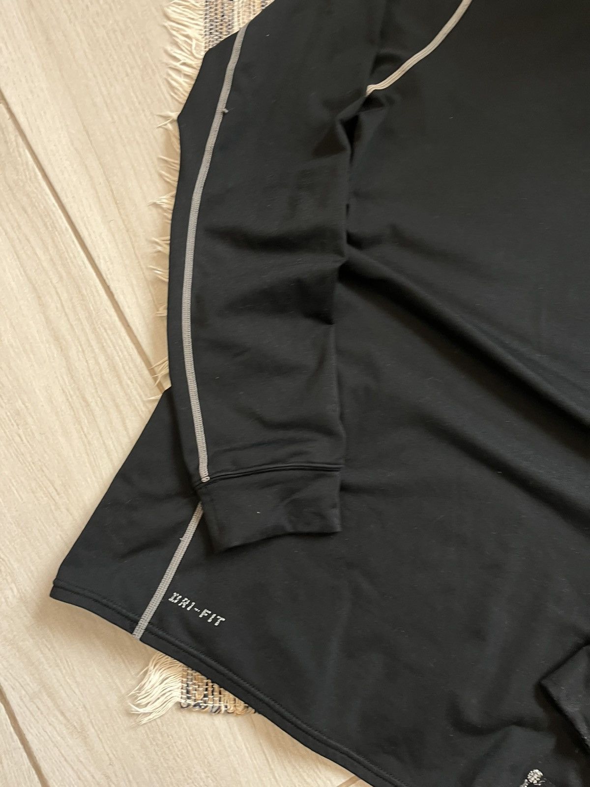 Nike × Vintage Vintage Nike Pro Combat DriFit Longsleeve TShirt Compression Size US L / EU 52-54 / 3 - 3 Thumbnail
