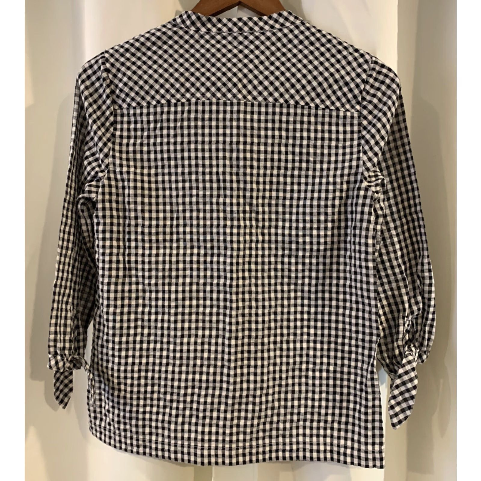 Vineyard Vines Vineyard Vines Blouse Shirt Women XS 3/4 Sleeve V-Neck Tie Sleeve Black White Checkered Tunic Shirt Womens Regular Fit Cotton Size XS / US 0-2 / IT 36-38 - 2 Thumbnail