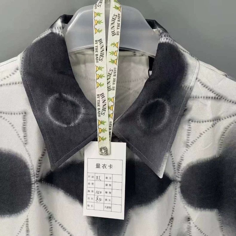 Louis Vuitton Louis Vuitton Mulberry silk full logo three-flower short-s Size US XL / EU 56 / 4 - 6 Thumbnail