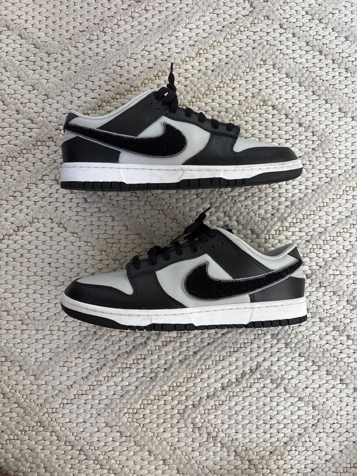 Nike Nike Dunk Low Chenille Swoosh Size 12 Size US 12 / EU 45 - 1 Thumbnail