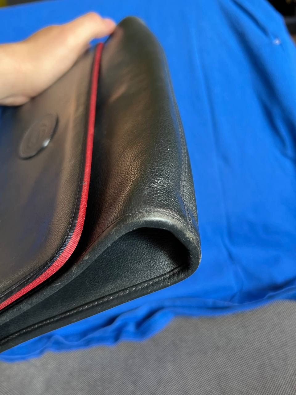 Gucci × Leather Rare Gucci GG 1990s Leather Clutch Bag Italy Size ONE SIZE - 8 Thumbnail