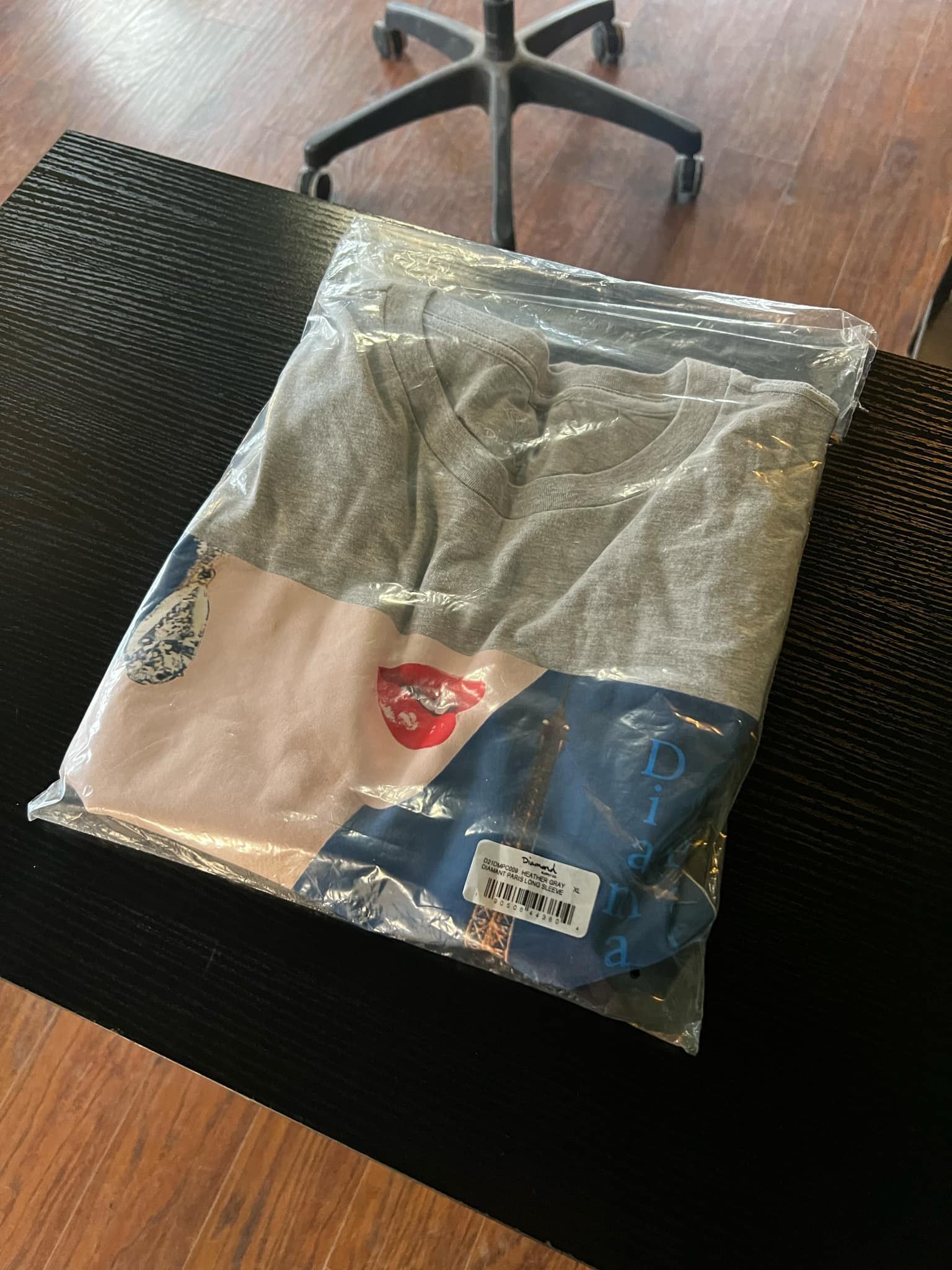Diamond Supply Co. Diamond Supply Co Paris Diamont Long Sleeve Size US XL / EU 56 / 4 - 6 Thumbnail