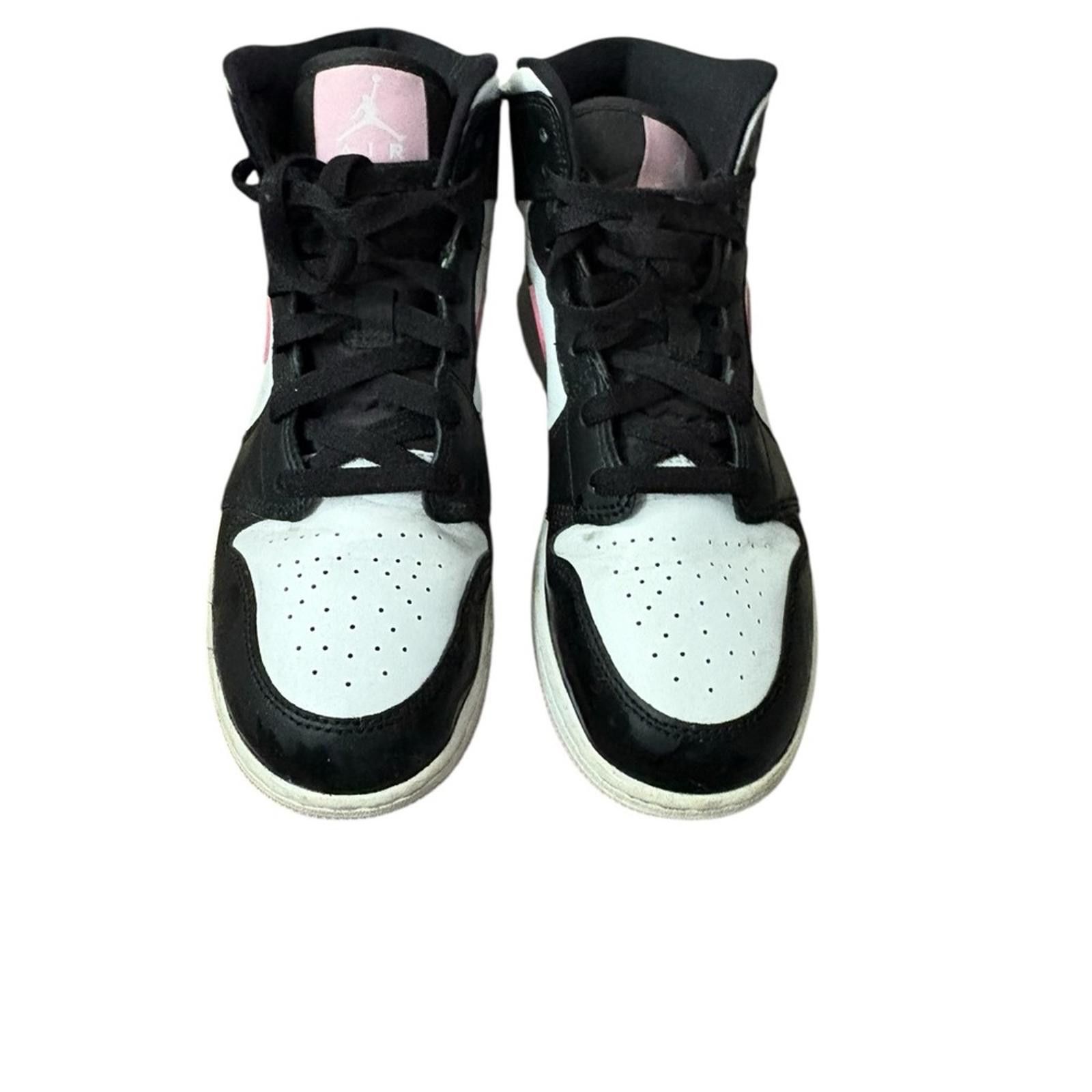 Nike Nike Air Jordan 1 Mid GS White Light Arctic Pink 555112-103 Size US 8.5 / IT 38.5 - 8 Thumbnail