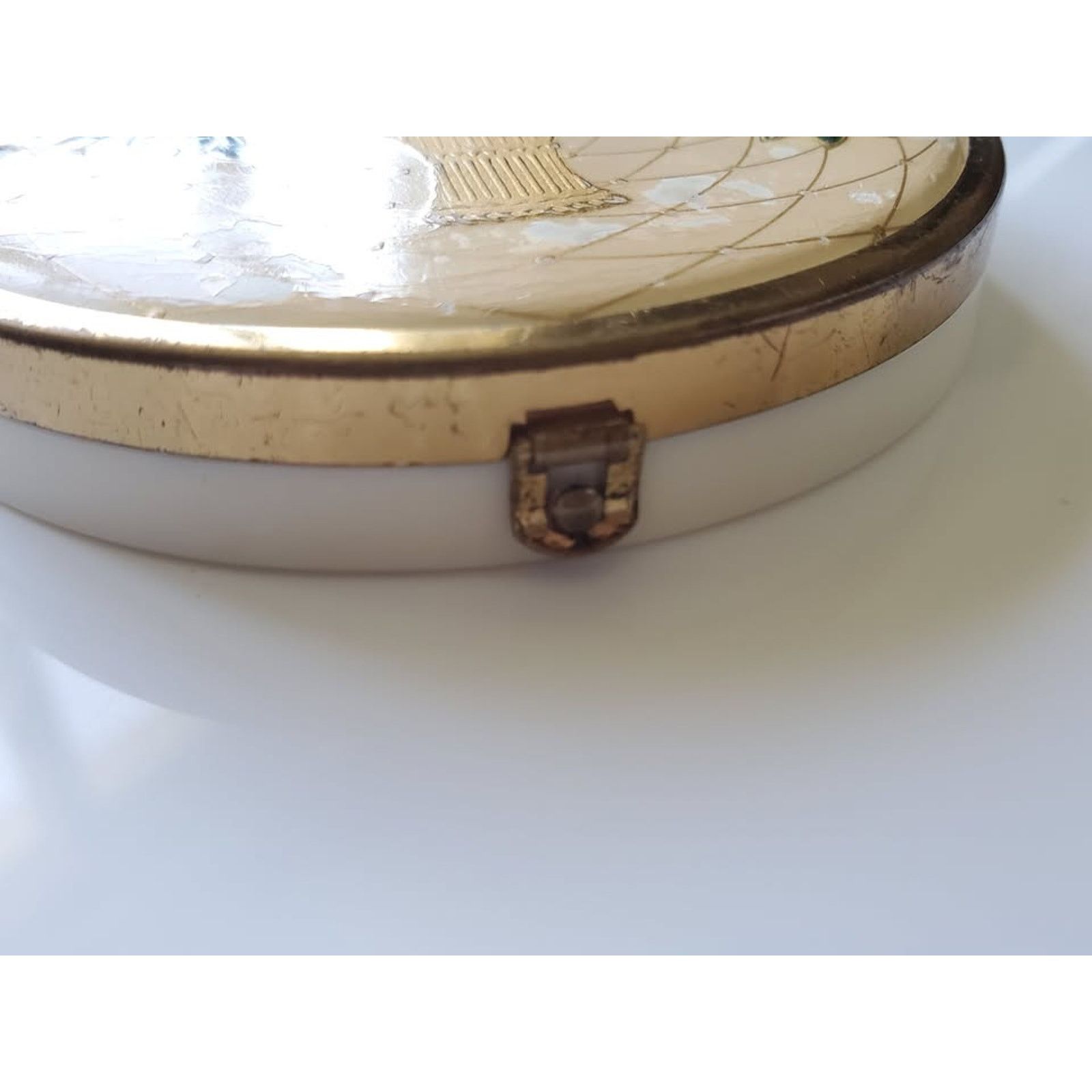 Other Vintage Houbigant Floral Basket Compact Size ONE SIZE - 7 Thumbnail