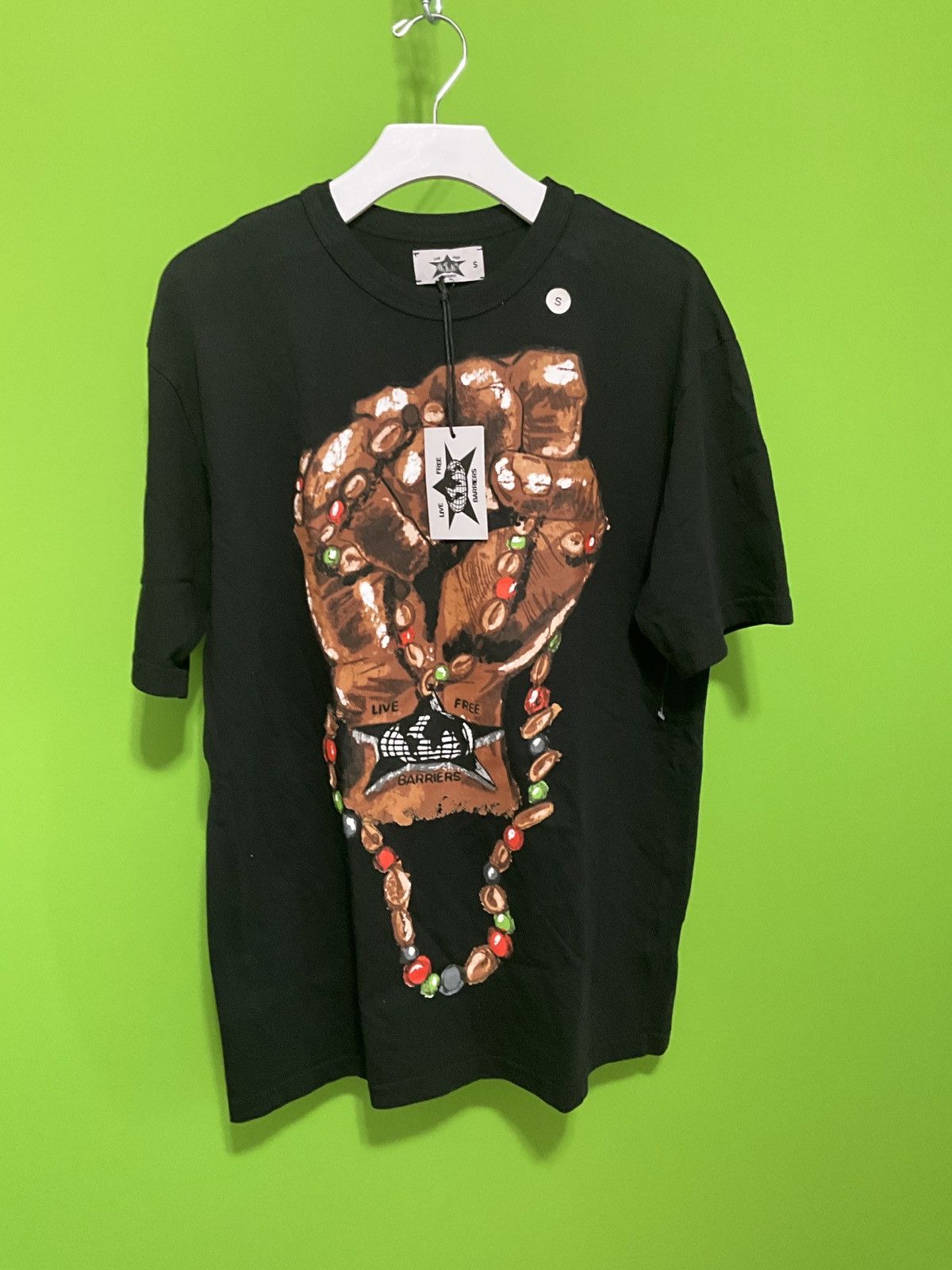Barriers Barriers live free T shirt Size US S / EU 44-46 / 1 - 1 Thumbnail