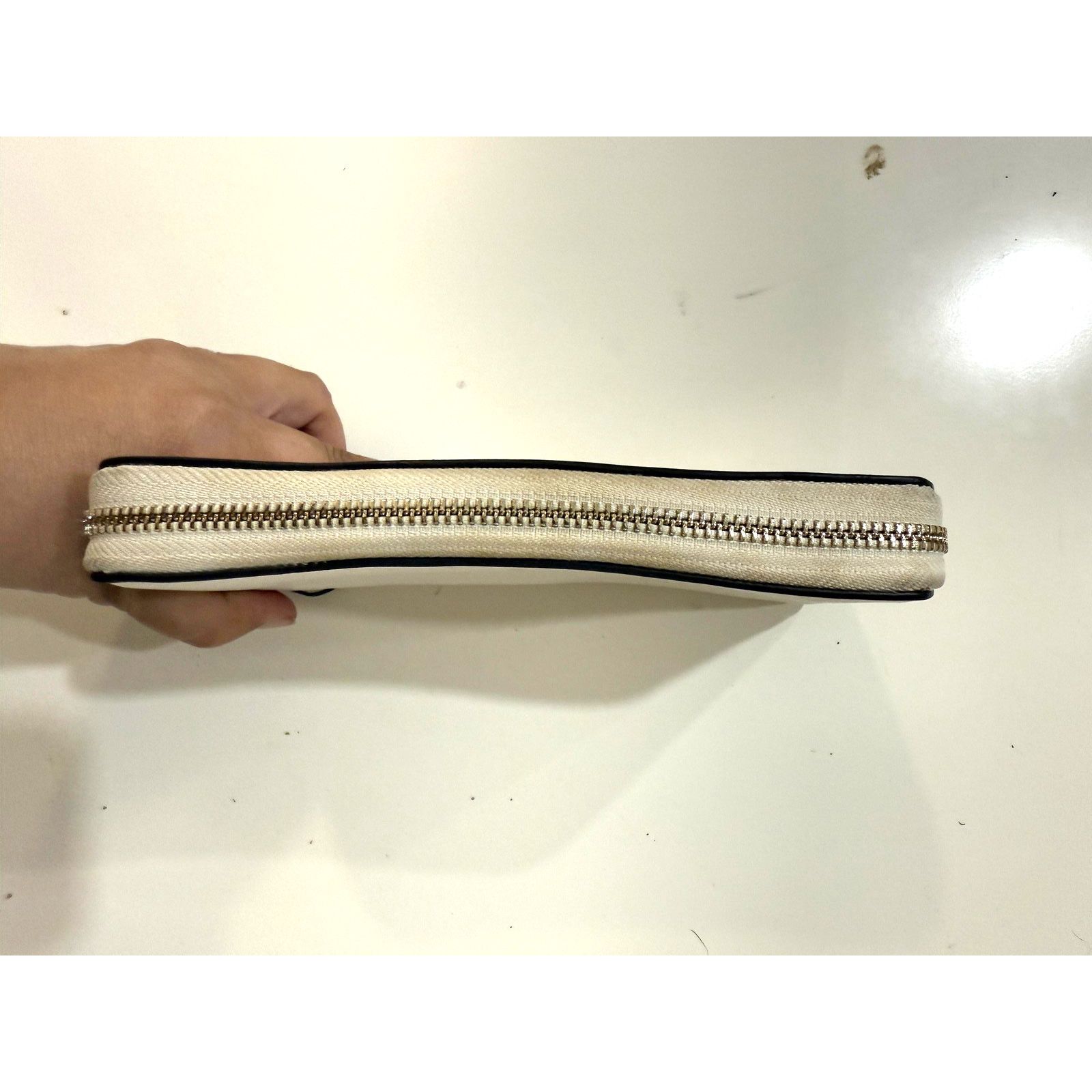 Kate Spade Kate Spade Wallet Womens White Saffiano Leather Zip Around Size ONE SIZE - 5 Thumbnail