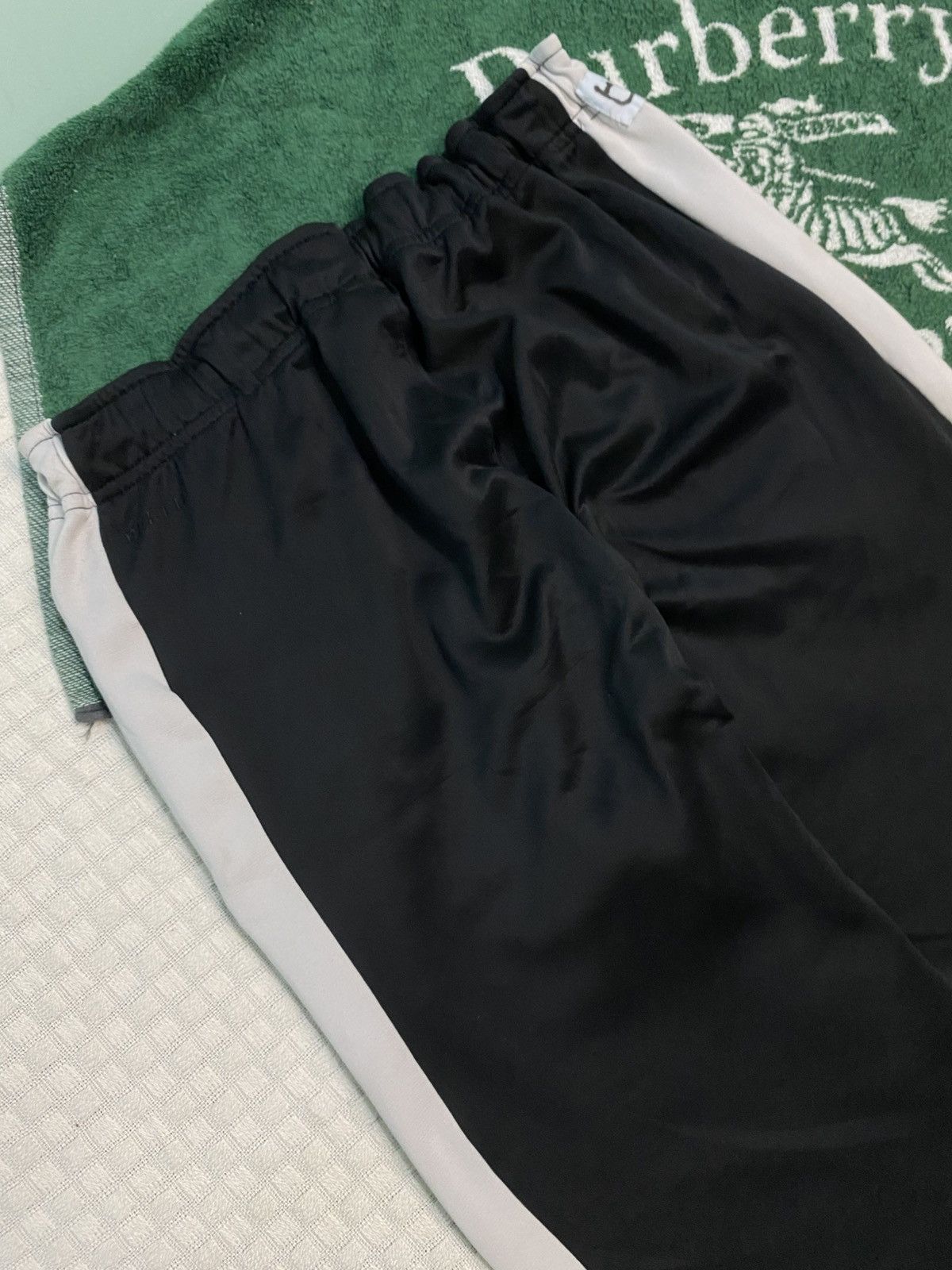 Carhartt Wip × Nike 💥 VINTAGE NIKE SUPER BAGGY 90S WIDE LEG TRACK PANTS Y2K Size US 30 / EU 46 - 11 Thumbnail