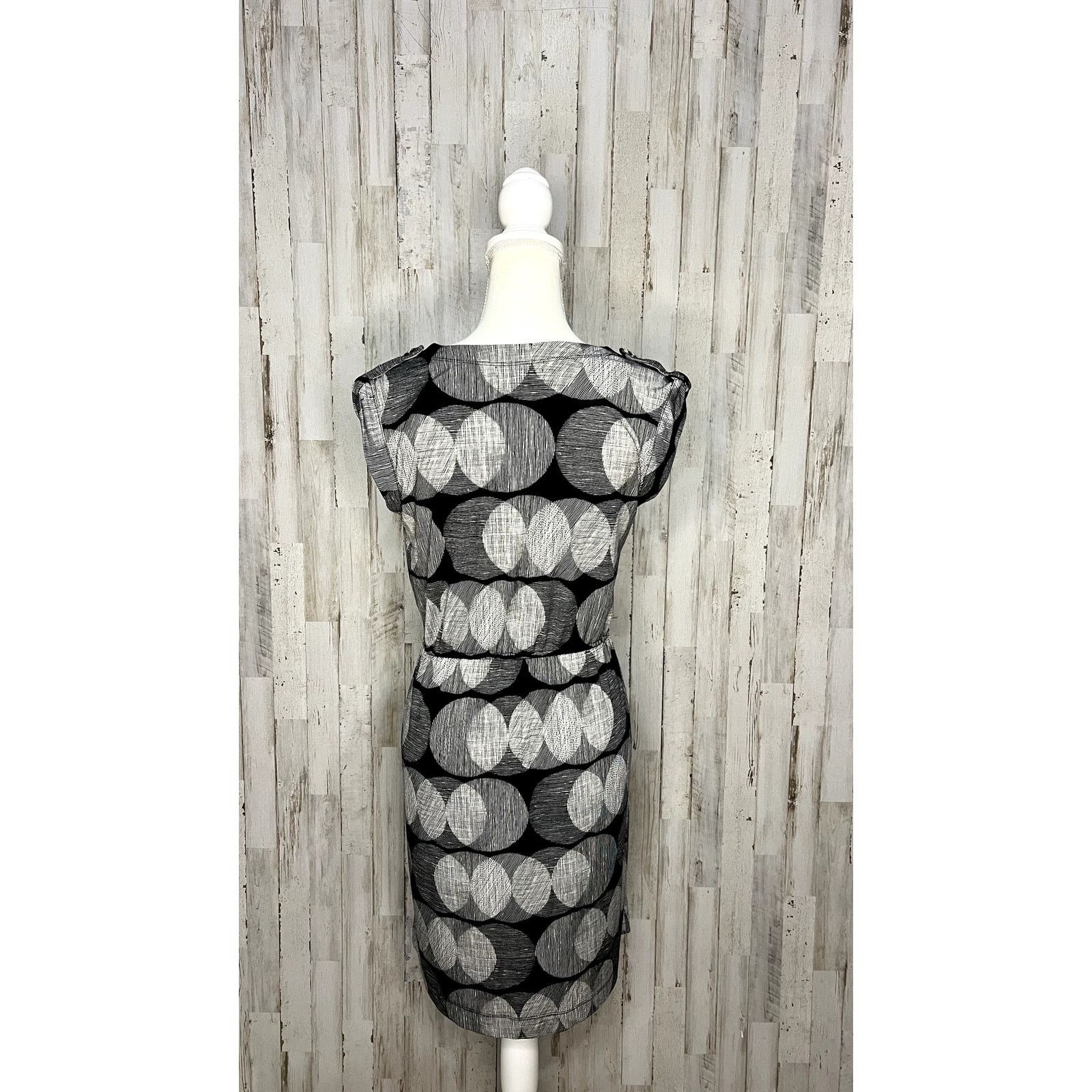 Banana Republic Banana Republic Women's XS Black & White Circular Dress Size XS / US 0-2 / IT 36-38 - 4 Thumbnail