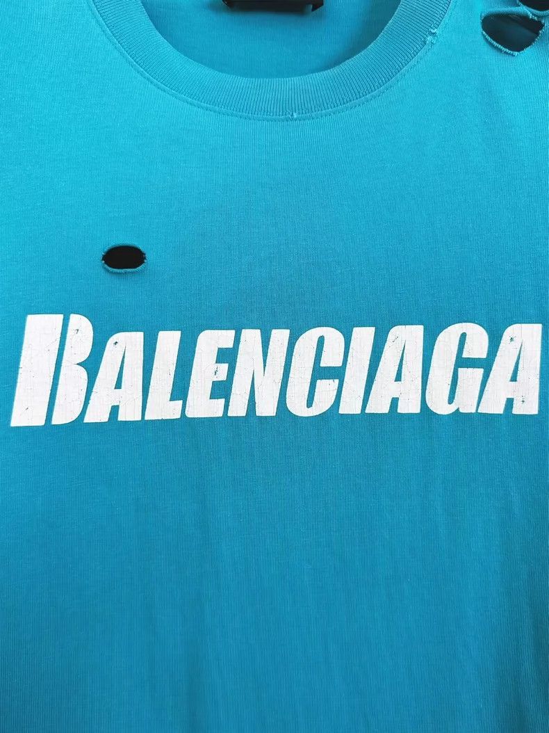 Balenciaga Balenciaga Balenciaga Distressed Round Neck Short Sleeve T Size US XXS / EU 40 - 8 Thumbnail
