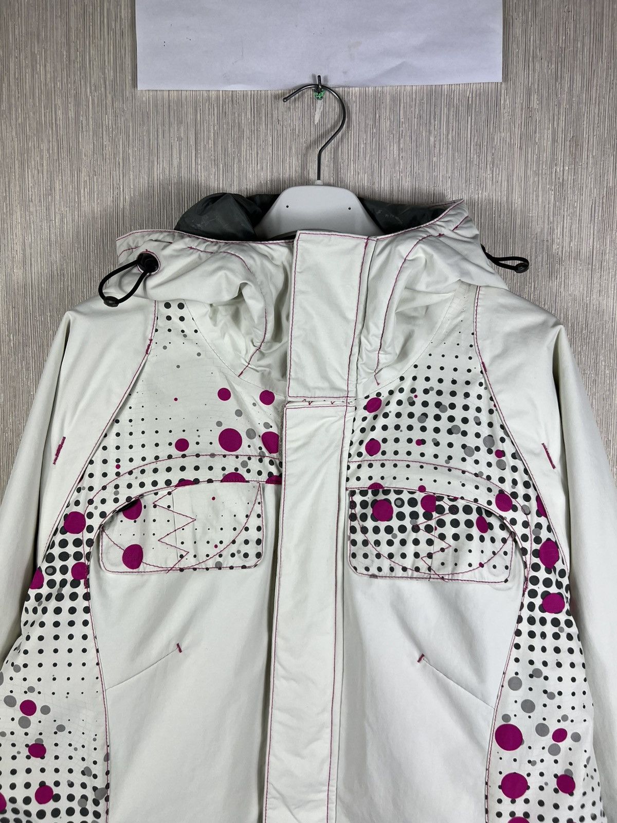 Oakley Vintage Oakley magnetic pocket y2k ski winter outdoor jacket Size S / US 4 / IT 40 - 6 Thumbnail