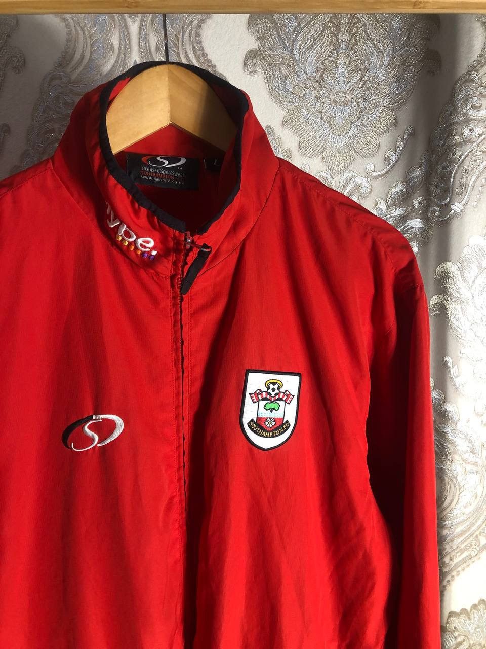 Vintage VERY RARE FC SOUTHAMPTON ENGLAND LIGHT JACKET RETRO Y2K 90s Size US L / EU 52-54 / 3 - 3 Thumbnail