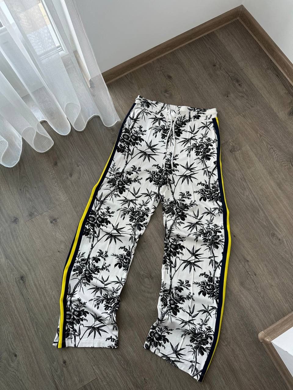 Essentiel Antwerp × Vintage Vintage Essentiel Antwerpen White Floral Pants Size 30" / US 8 / IT 44 - 6 Thumbnail
