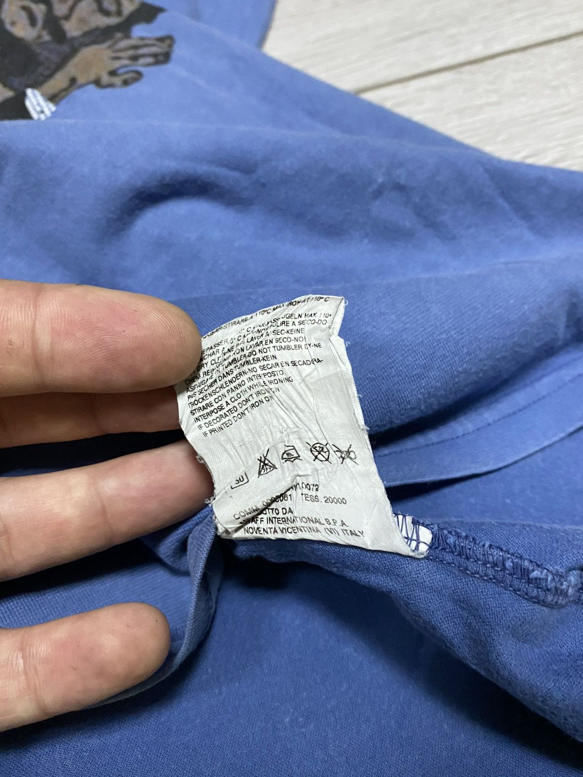 Vivienne Westwood Vivienne Westwood ARCHIVE vintage party big orb open 24 tee Size US L / EU 52-54 / 3 - 7 Thumbnail