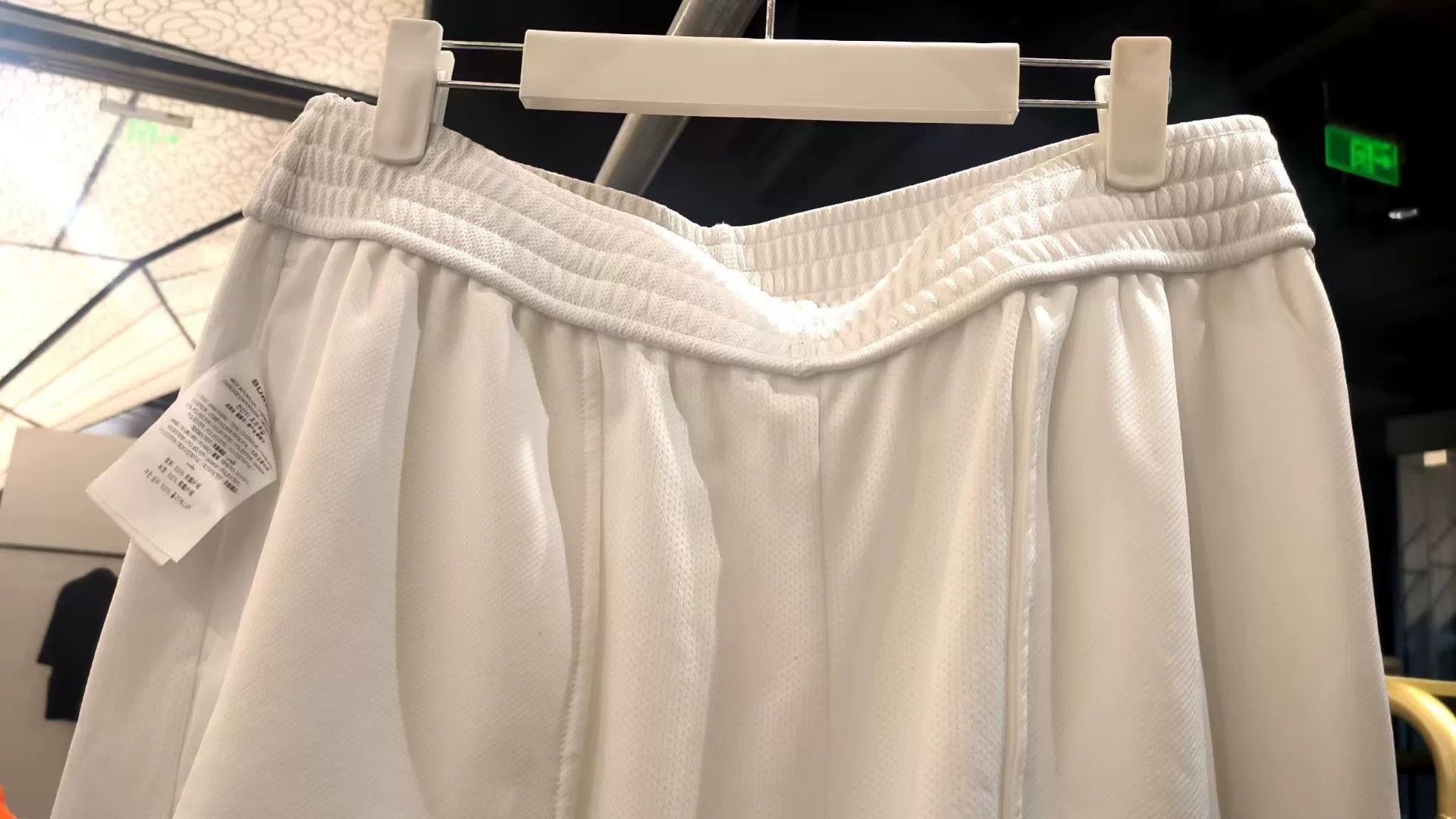 Burberry Burberry TB Embroidered Shorts Size US 30 / EU 46 - 6 Thumbnail