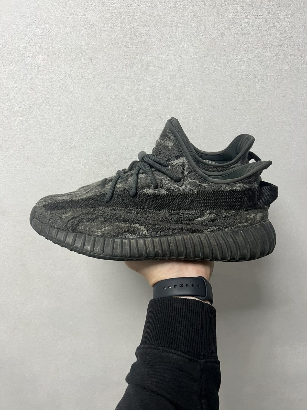 Adidas adidas Yeezy Boost 350 V2 Moonrock Size 44 Size US 11 / EU 44 - 4 Thumbnail