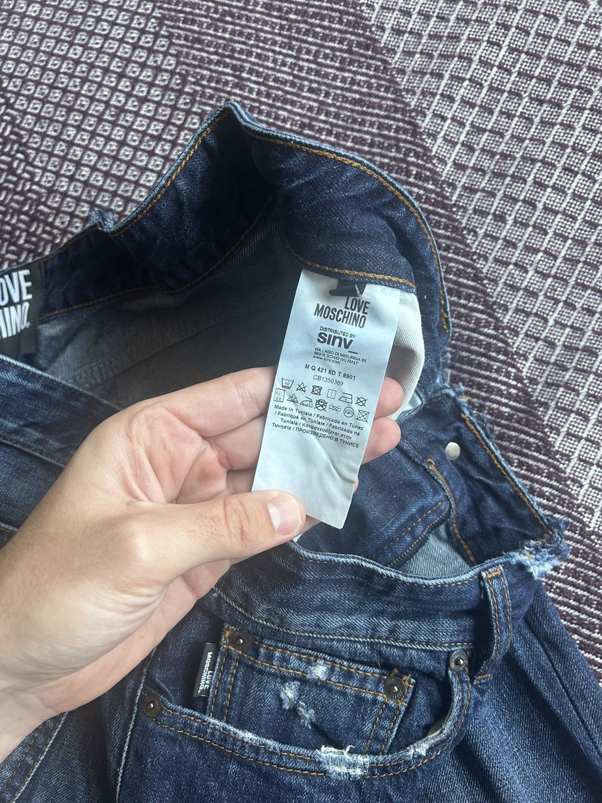 Moschino Vintage Love Moschino Denim Jeans Distressed Luxury Size 38 Size US 38 / EU 54 - 13 Thumbnail