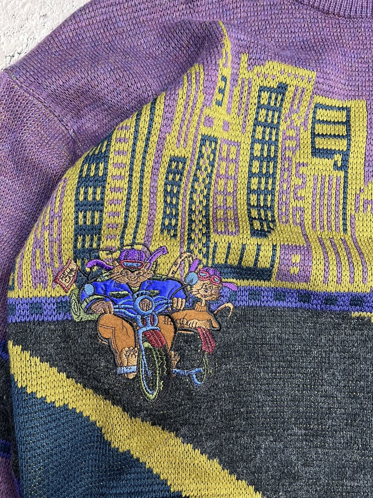 Homespun Knitwear RAPIDO SPIRIT Intarsia palace WOOL motive graphic SWEATER Size US L / EU 52-54 / 3 - 5 Thumbnail