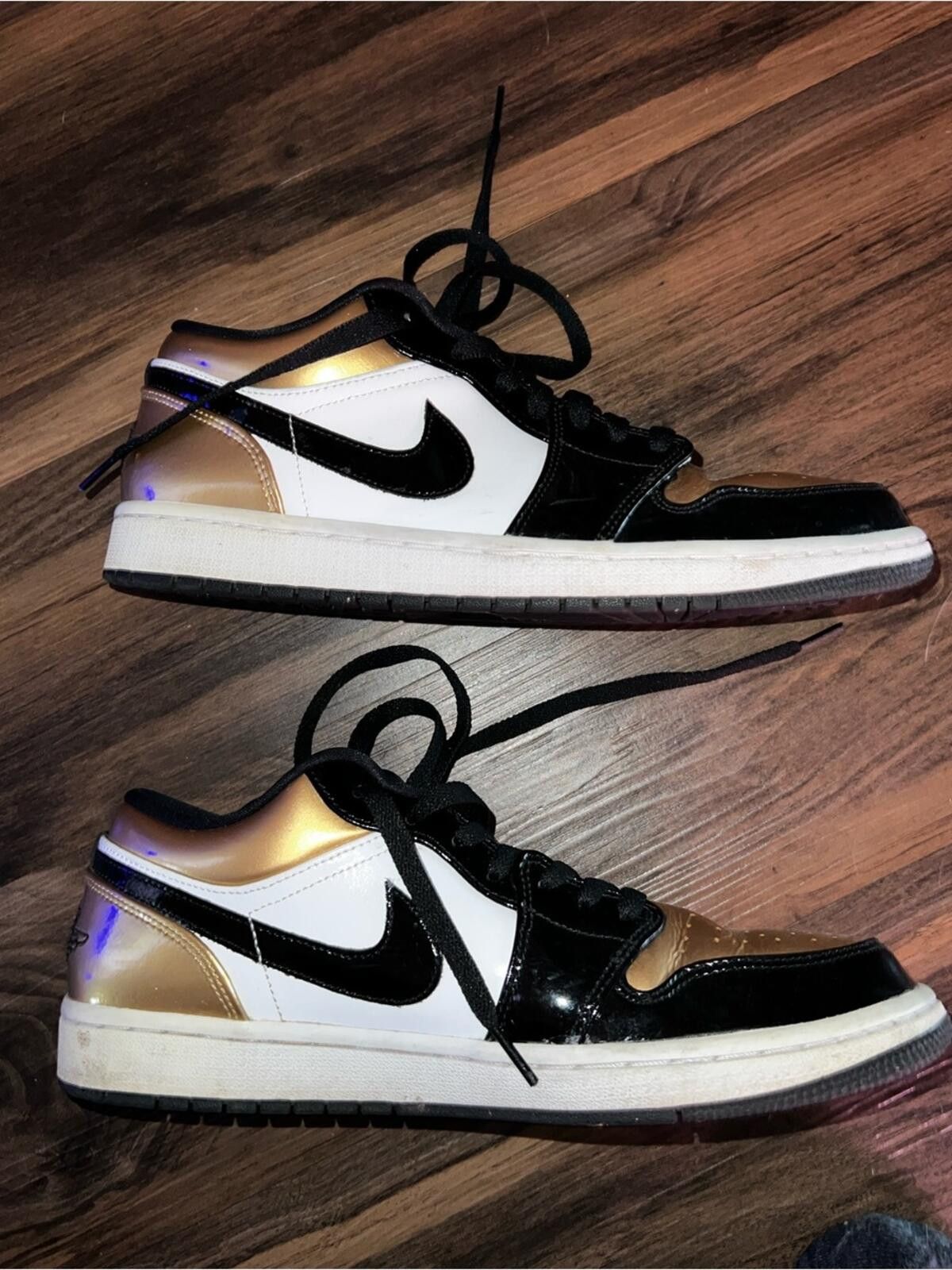 Nike Air Jordan 1 Low “Black Gold Toe” Patent Leather Men’s 10 Size US 10 / EU 43 - 2 Thumbnail
