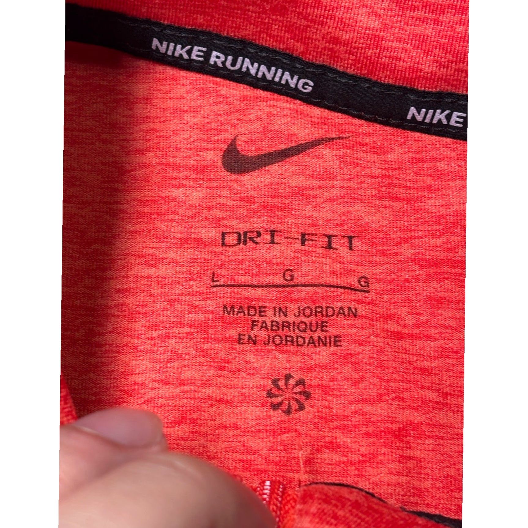 Nike Nike Running Dri-FIT 1/4 Zip Pullover Mens L Red Thumbholes Reflective Shirt Sportswear NFL? Size US L / EU 52-54 / 3 - 3 Thumbnail