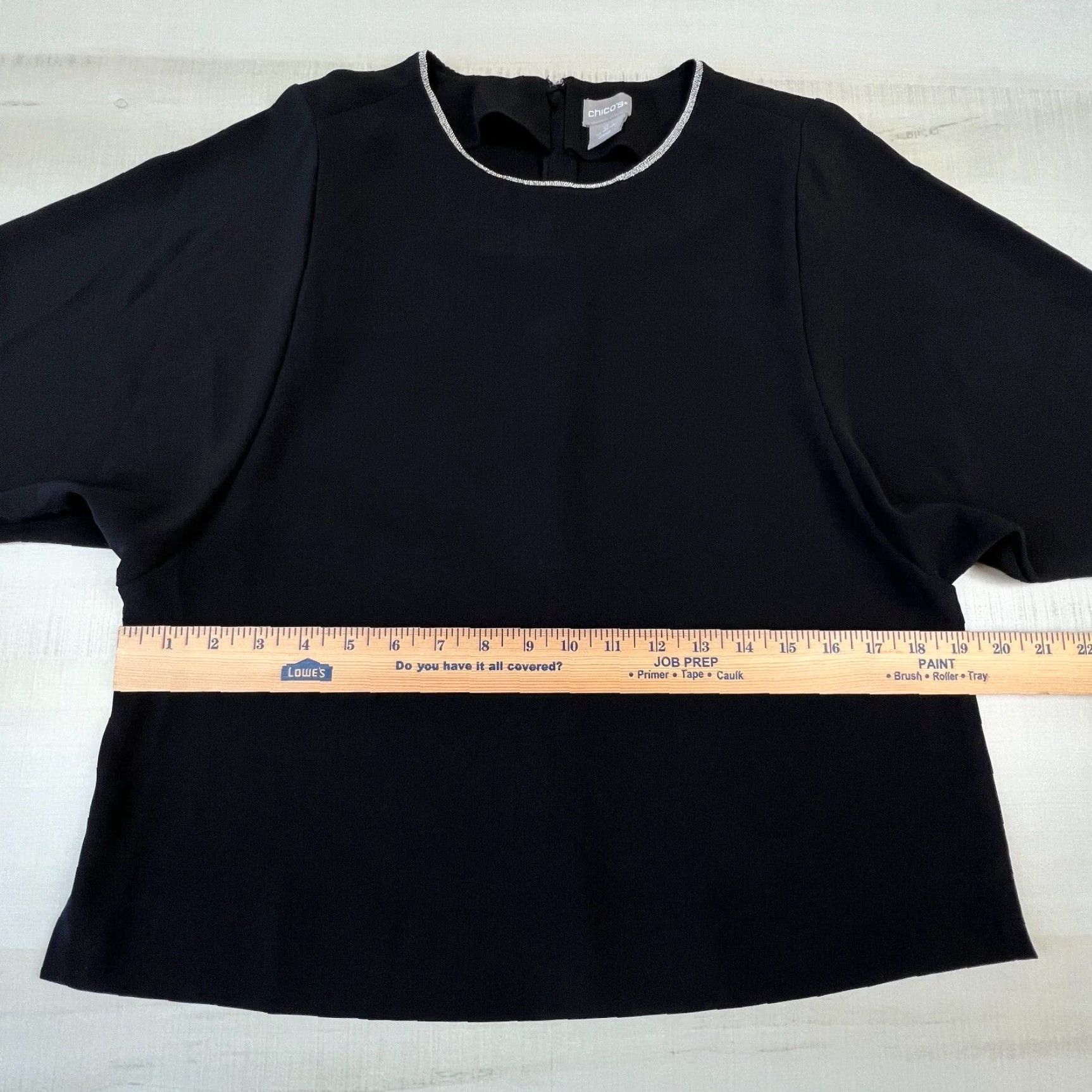 Vintage Chicos Black Long Sleeve Blouse Top Womens 4 Embellished Neckline Size S / US 4 / IT 40 - 6 Thumbnail