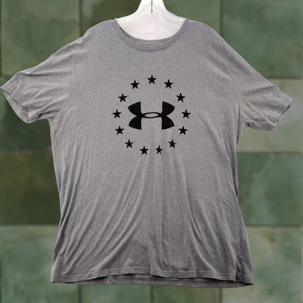 Under Armour Under Armor Heat Gear Shirt Mens XXL Gray Graphic T Stars Loose Fit Workout Size US XXL / EU 58 / 5 - 1 Thumbnail