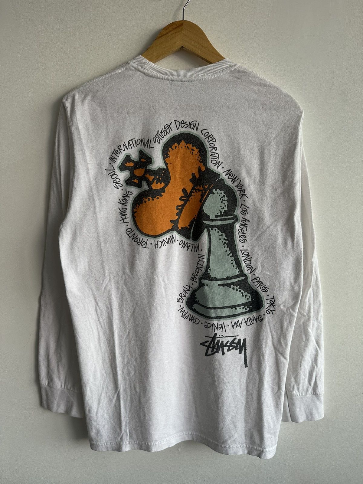 Stussy × Vintage Vintage Stussy Chess King Worldwide Streetwear RARE Tshirt Size US M / EU 48-50 / 2 - 1 Thumbnail