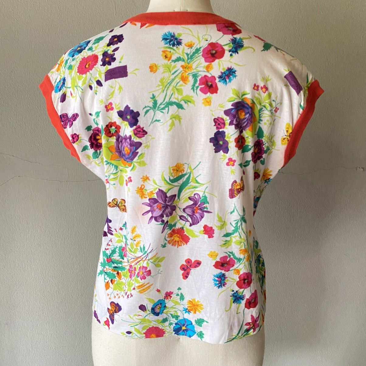 Gucci GUCCI Floral Tee with Red Trim & Bow Size M / US 6-8 / IT 42-44 - 18 Thumbnail
