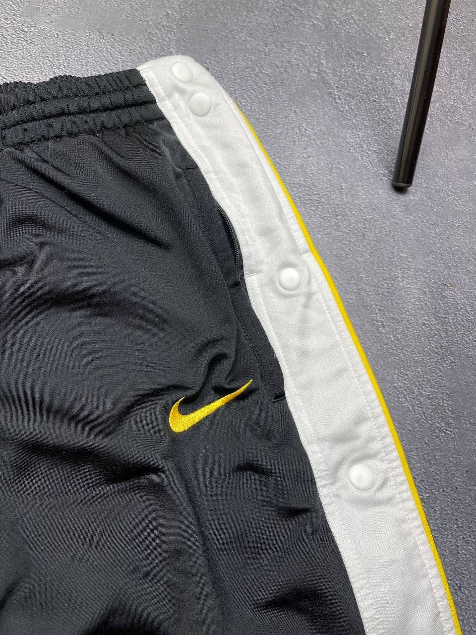 Nike Rare Nike Vintage Drill Track Button Up Nylon pants Size S Size US 30 / EU 46 - 5 Thumbnail