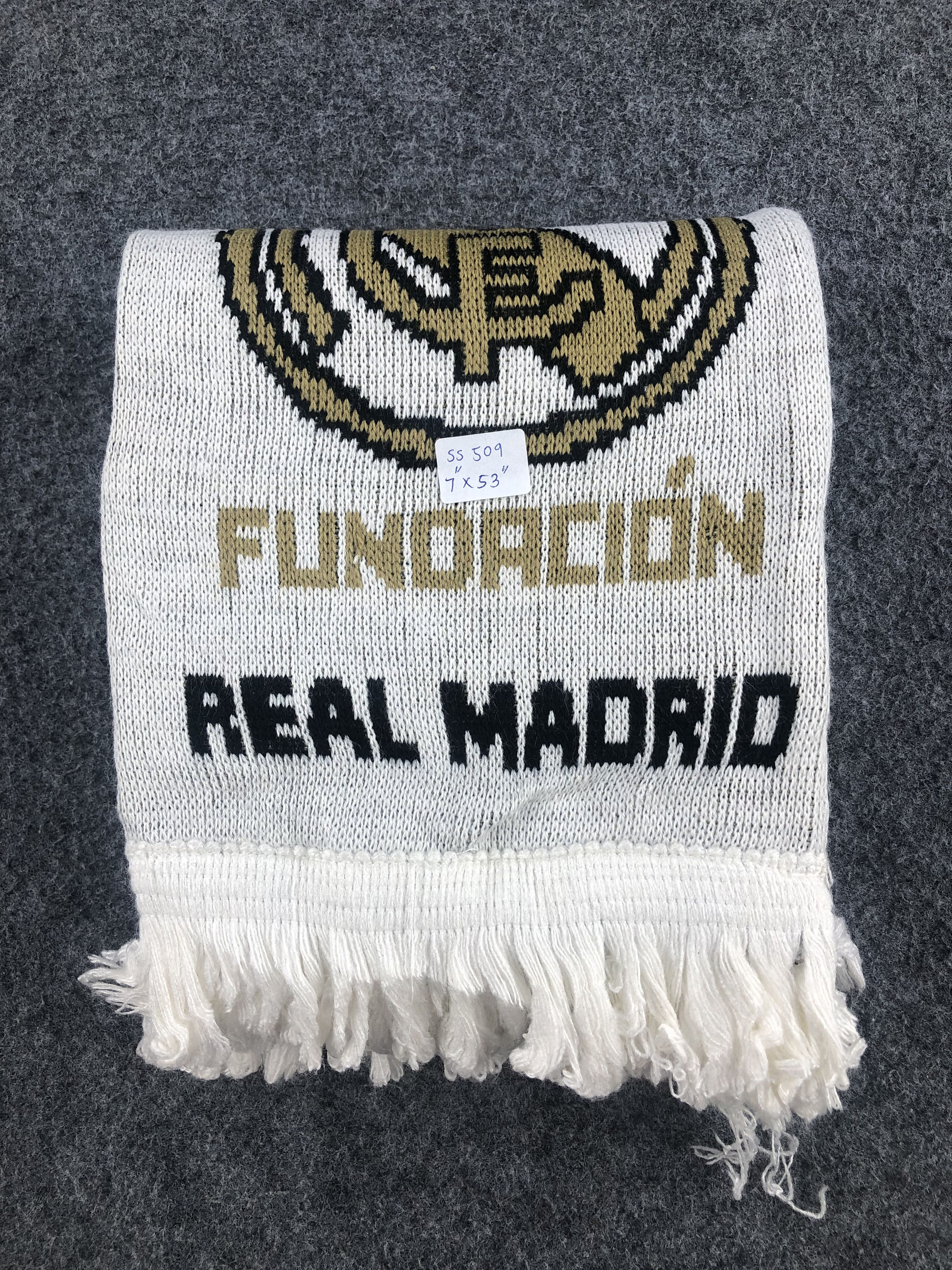 Vintage Real Madrid sport Scarf / Muffler / Neckwear Size ONE SIZE - 6 Thumbnail