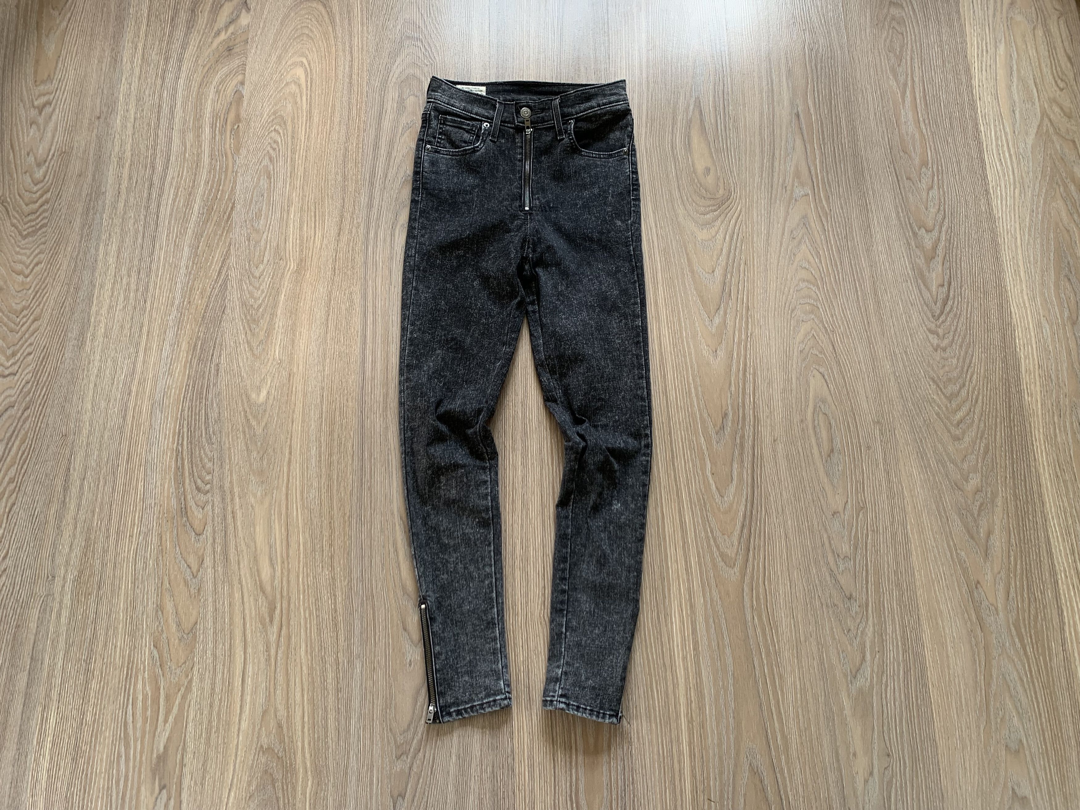 Levi's Levi’s Premium Womens Grey Stretch Denim Jeans Leggins Size 25" / US 0 / IT 36 - 1 Thumbnail
