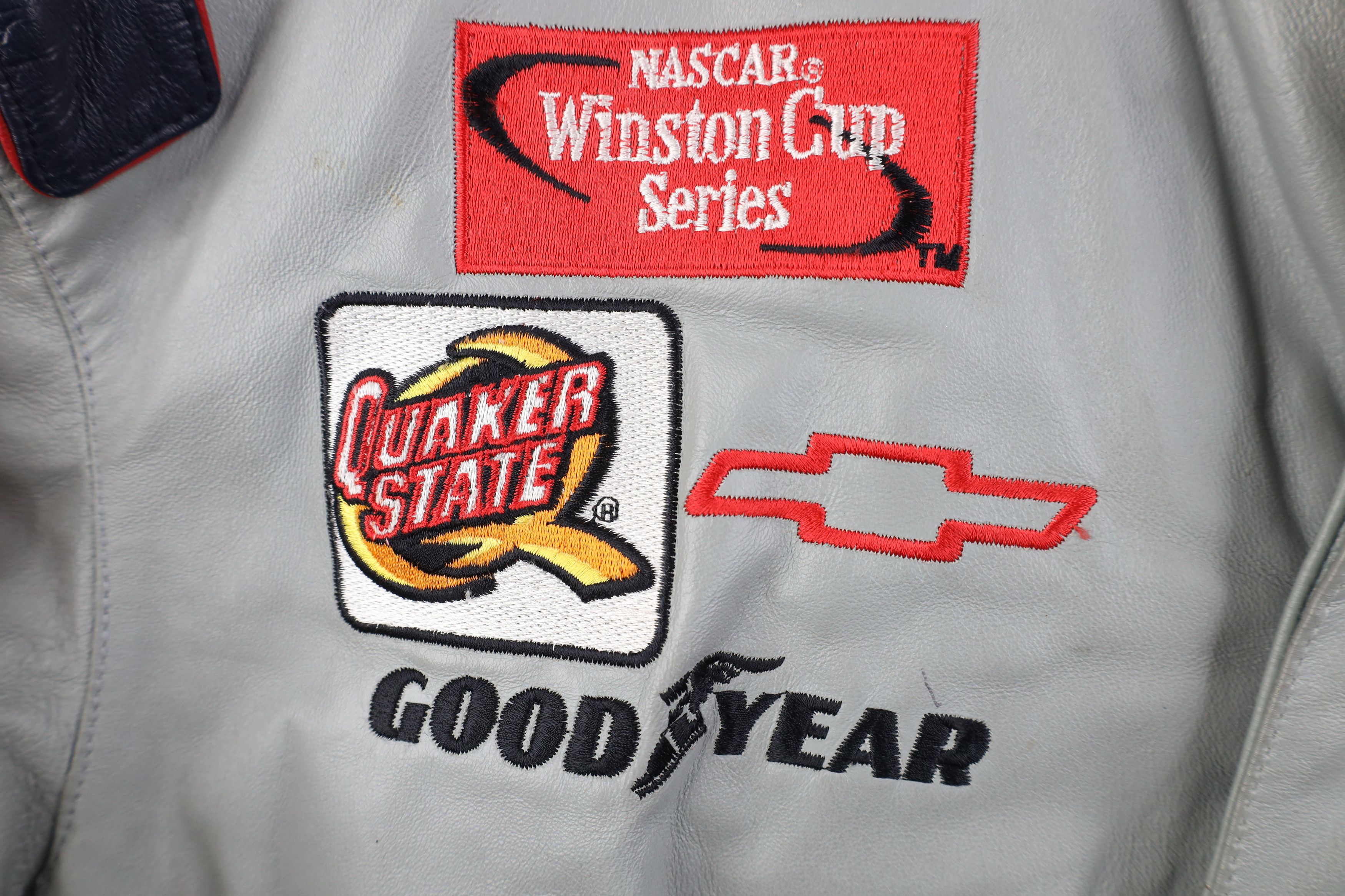 Vintage Vintage 90s Y2K NASCAR Jimmie Johnson Racing Bomber Jacket Size US L / EU 52-54 / 3 - 6 Thumbnail