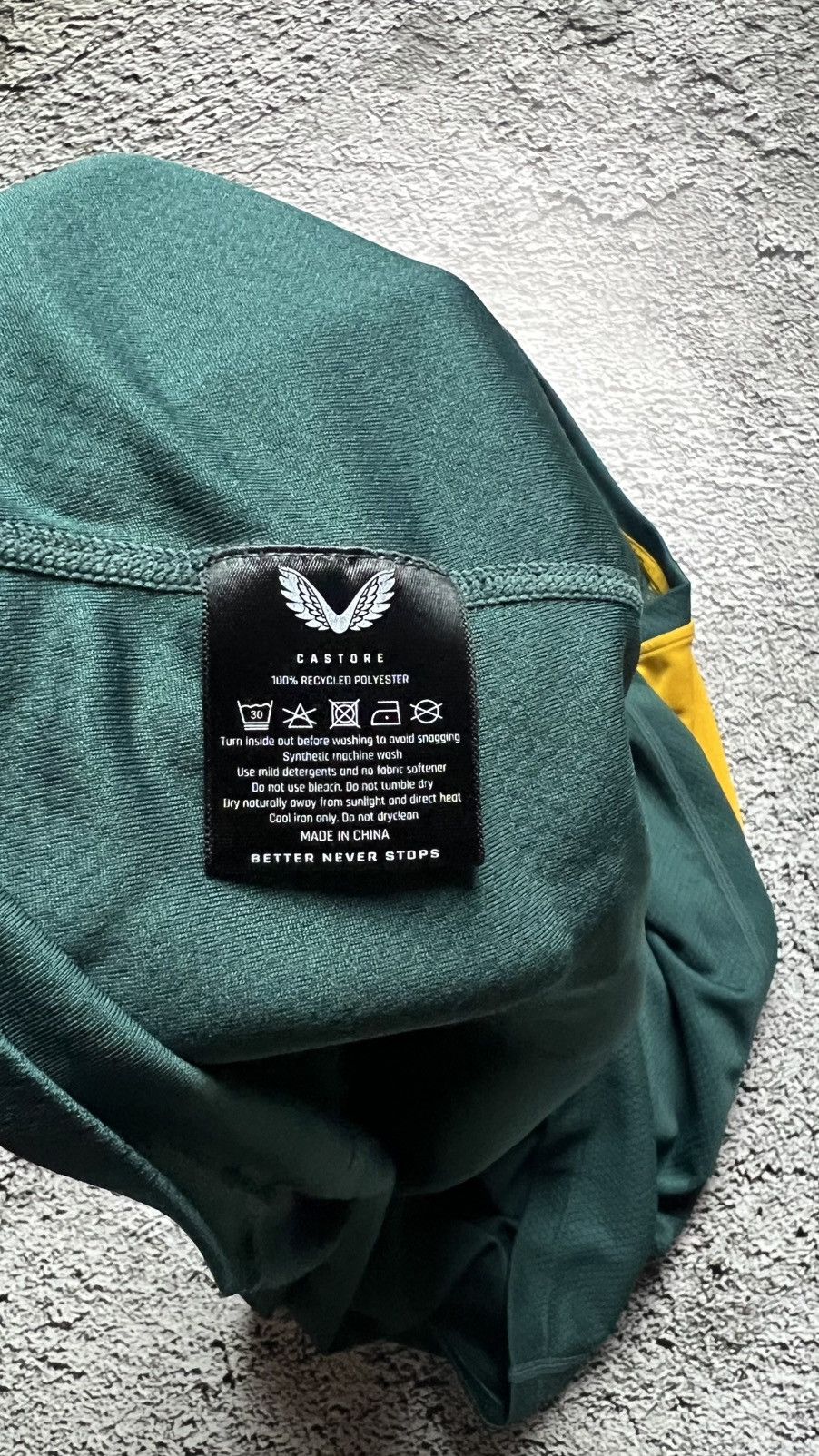 Castore Wolverhampton Wanderers longsleeve castore jersey Size US XXL / EU 58 / 5 - 5 Thumbnail