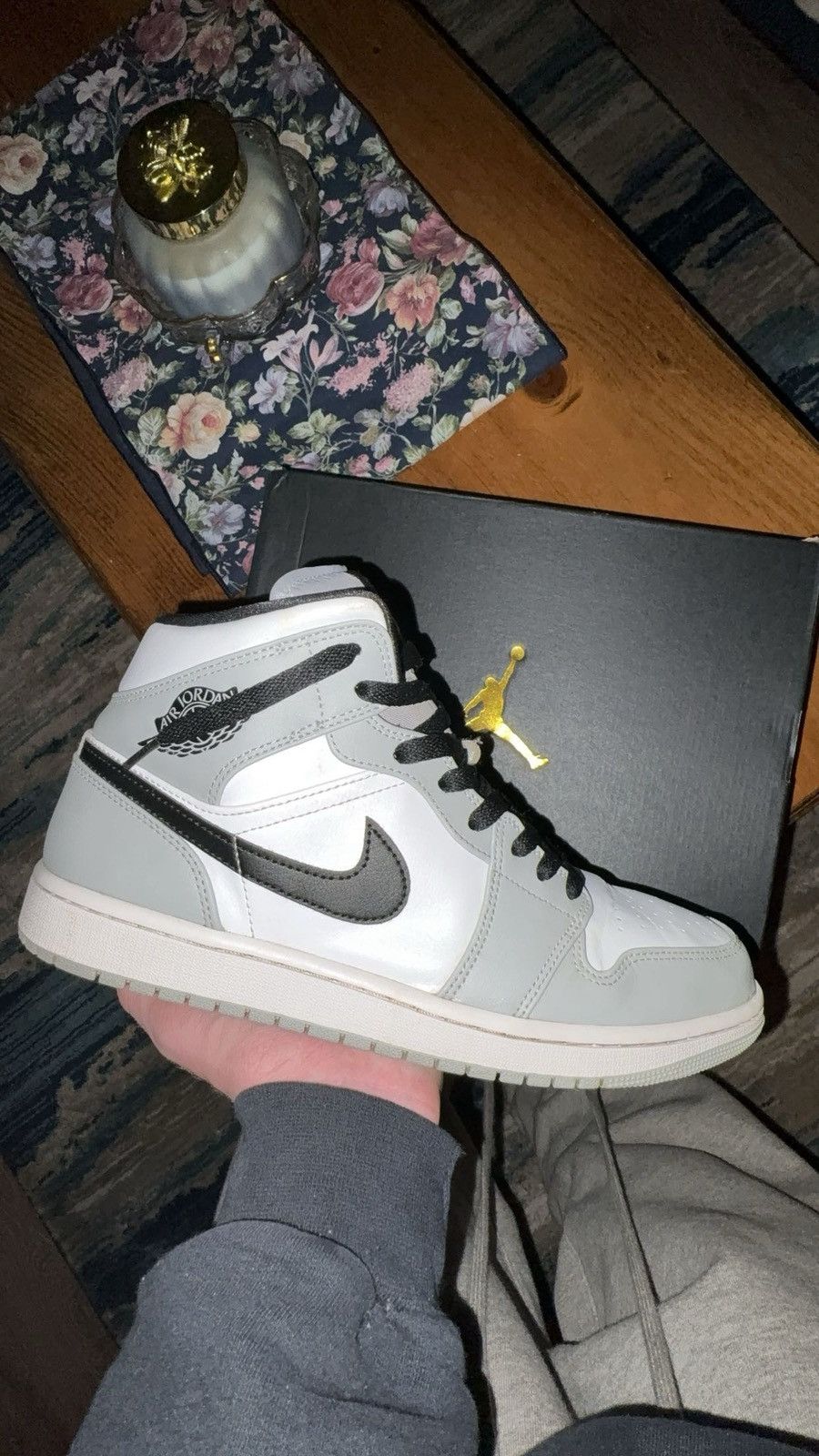 Jordan Brand Jordan 1 smoke grey Size US 10 / EU 43 - 3 Thumbnail