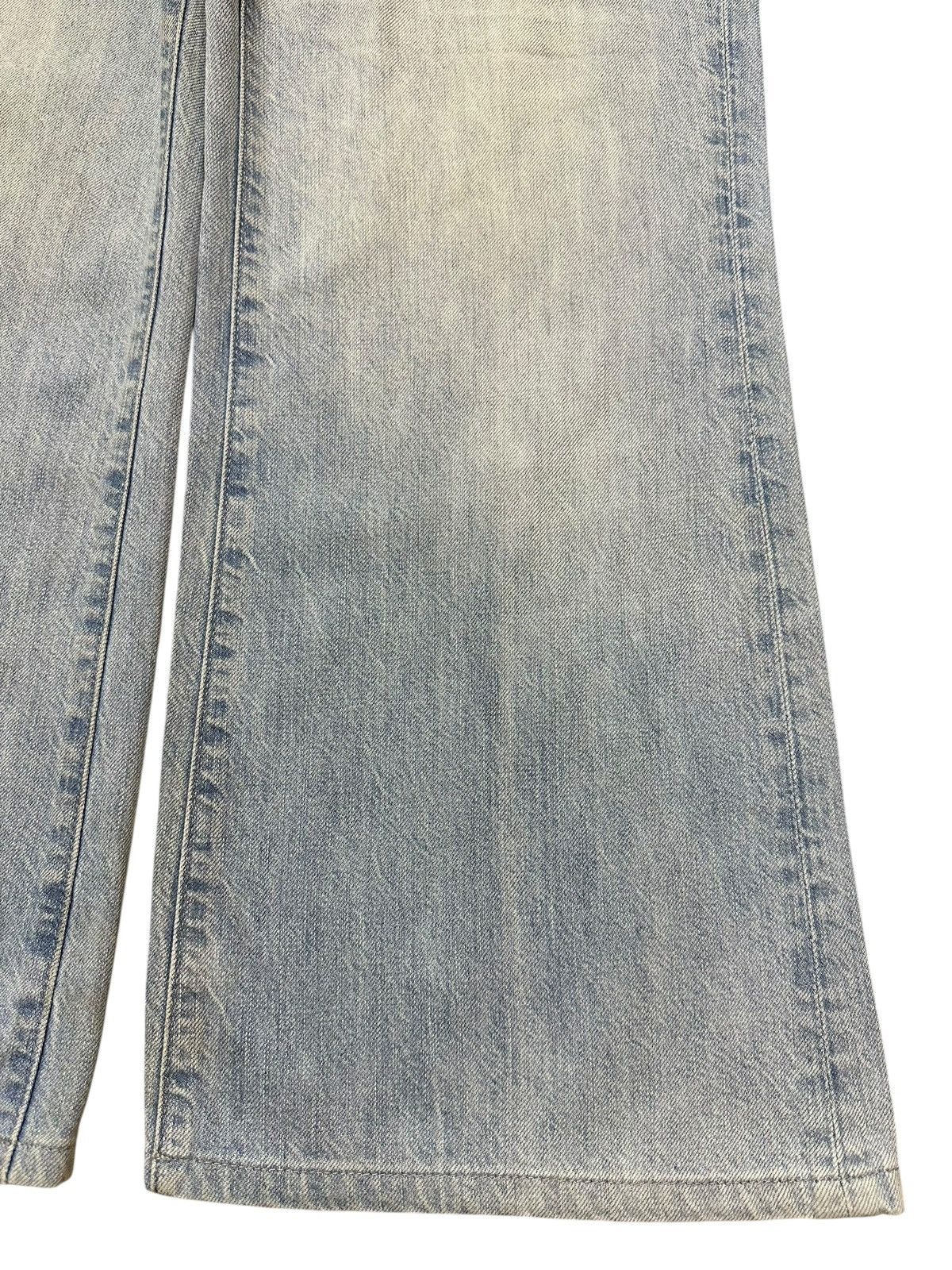 Uniqlo Vintage Japanese Uniqlo Faded Wash Style Wide Leg Baggy Jean Size US 30 / EU 46 - 8 Thumbnail