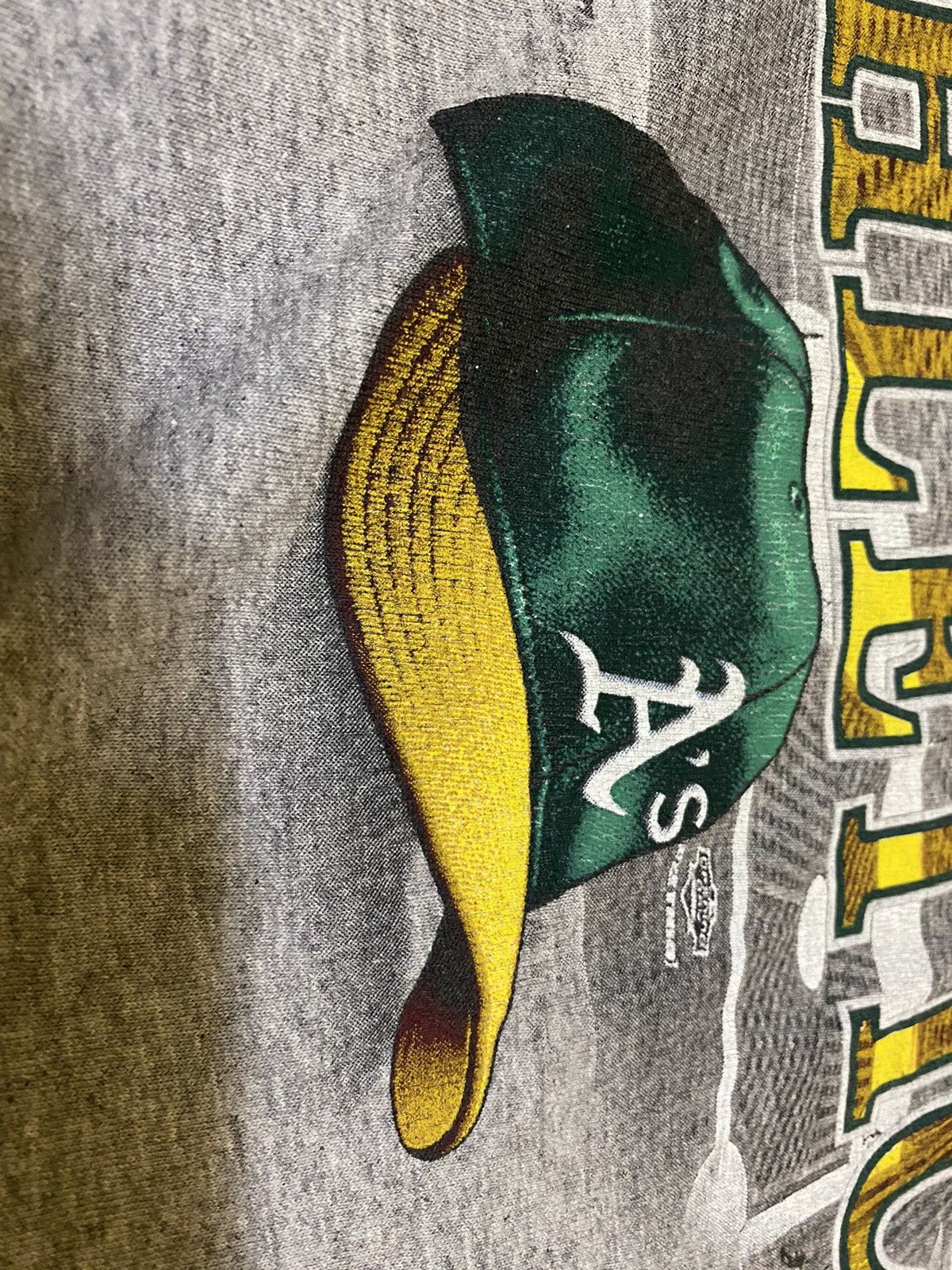 Vintage OAKLAND ATHLETIC Size US XL / EU 56 / 4 - 9 Thumbnail
