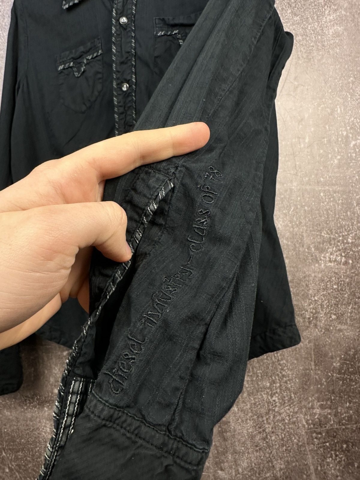 Diesel Vintage Diesel Y2K avantgarde rare hype streetwear shirt Size L / US 10 / IT 46 - 5 Thumbnail