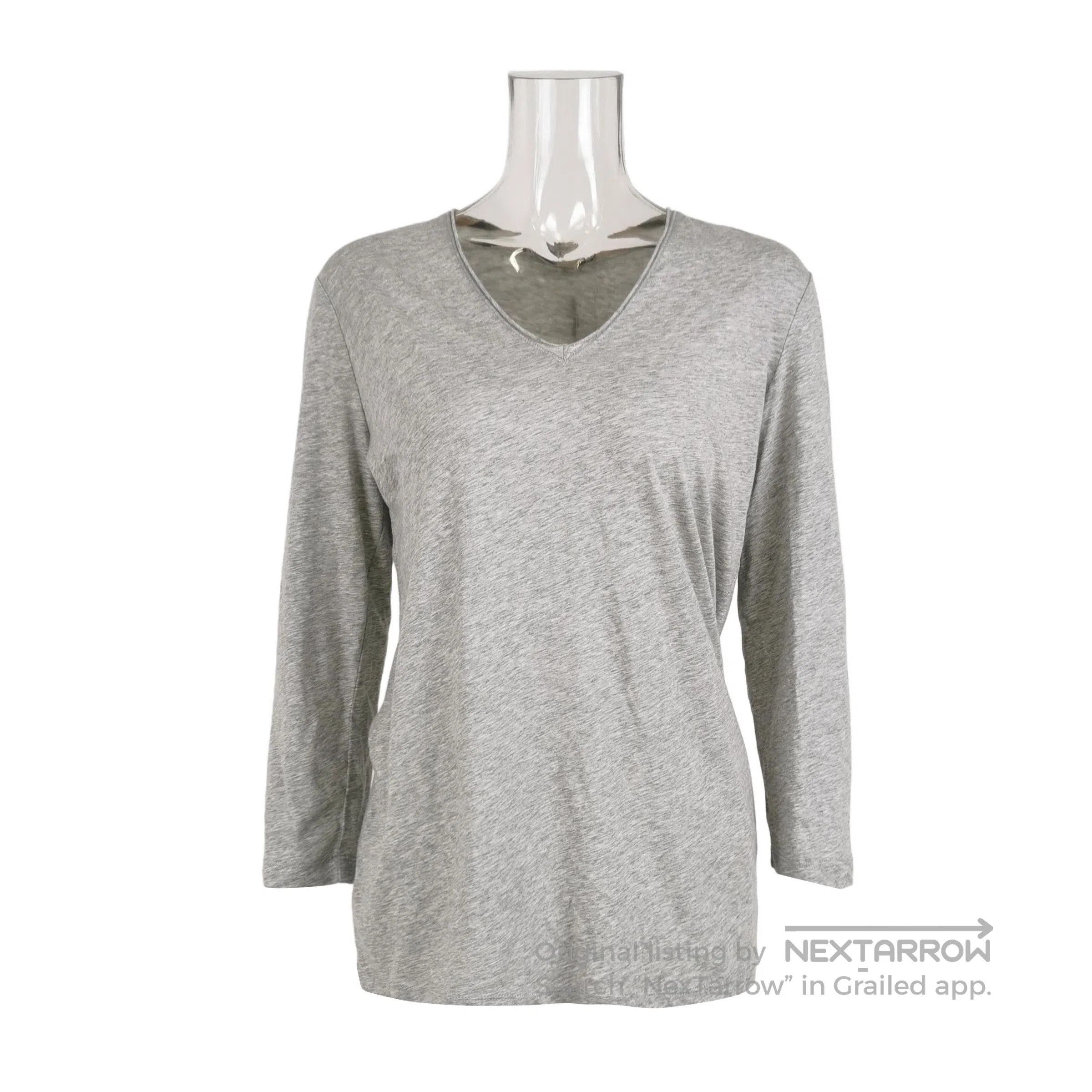 Burberry Burberry Brit Long Sleeve V-Neck Tee . Size US L / EU 52-54 / 3 - 1 Thumbnail