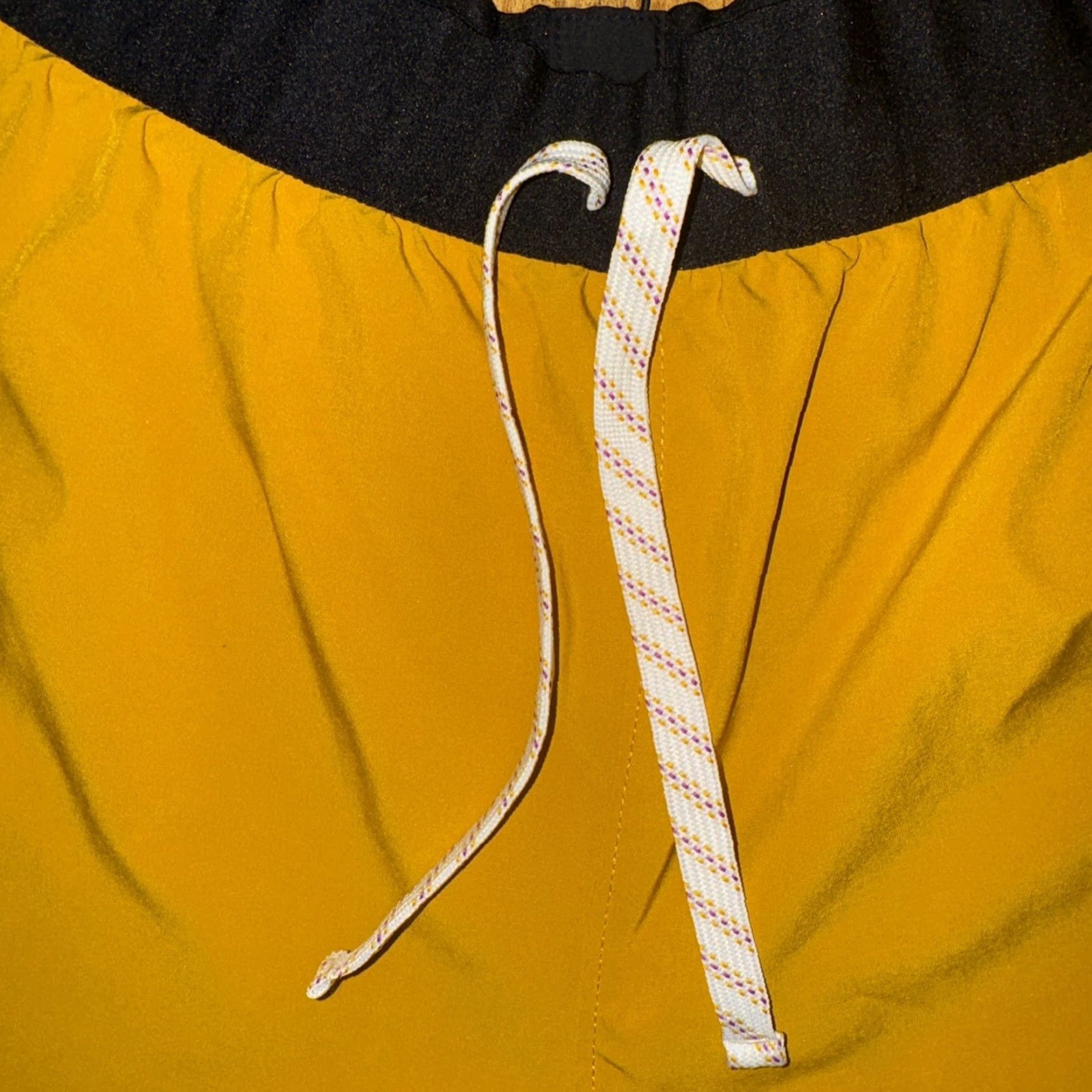 The North Face The North Face Women’s Shorts Medium Yellow Size 32" / US 10 / IT 46 - 3 Thumbnail