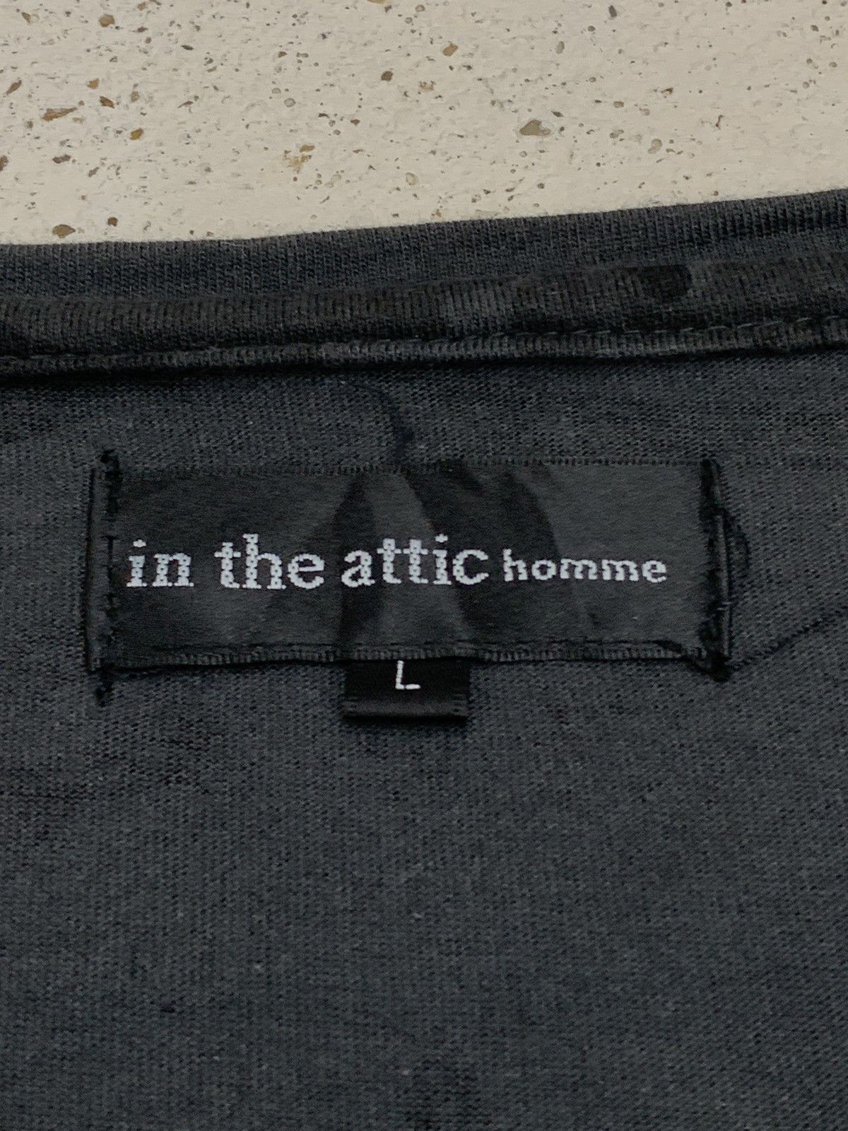In The Attic × Japanese Brand In The Attic Homme V Neck Spellout Fullprint Hybrid Tee Size US L / EU 52-54 / 3 - 13 Thumbnail