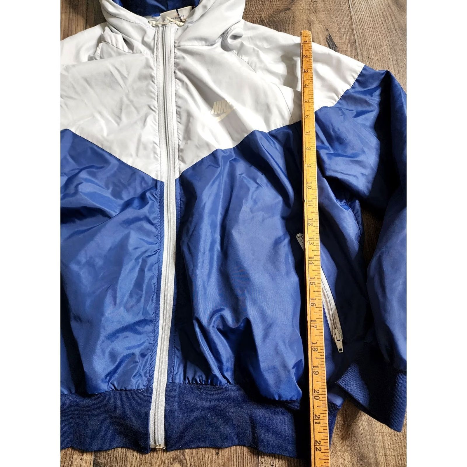 Nike Vintage Nike Windbreaker Jacket - Nylon Running Coat, Hood, Zip, Blue, Size L, Mens, 70s Retro Size US L / EU 52-54 / 3 - 4 Thumbnail