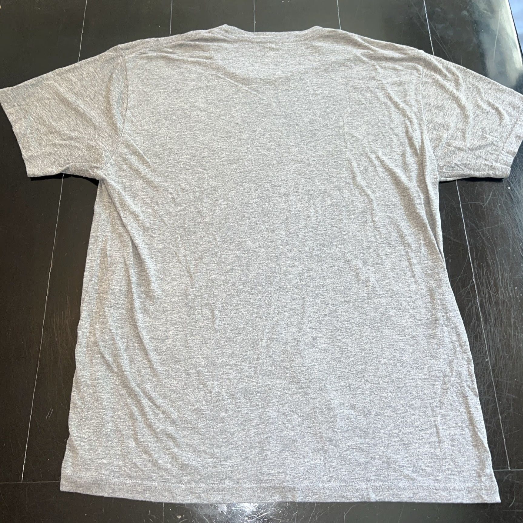 BMW VINTAGE OPP 00’s Clarion Builds BMW 2002 Shirt Adult Large Gray Short Sleeve Mens Sportswear/Beach Authentic Original Size US L / EU 52-54 / 3 - 4 Thumbnail