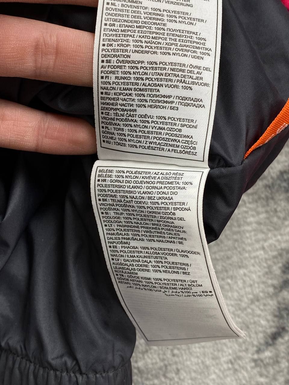 Nike ACG Vintage Nike ACG Ski Tracksuit Jacket And Pants Women Size L / US 10 / IT 46 - 10 Thumbnail