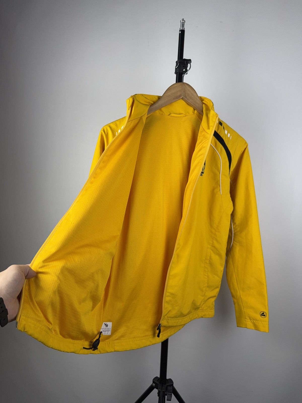 Joma Vintage 00s FC BBC Young Boys Soccer Jersey Jacket Size US S / EU 44-46 / 1 - 3 Thumbnail