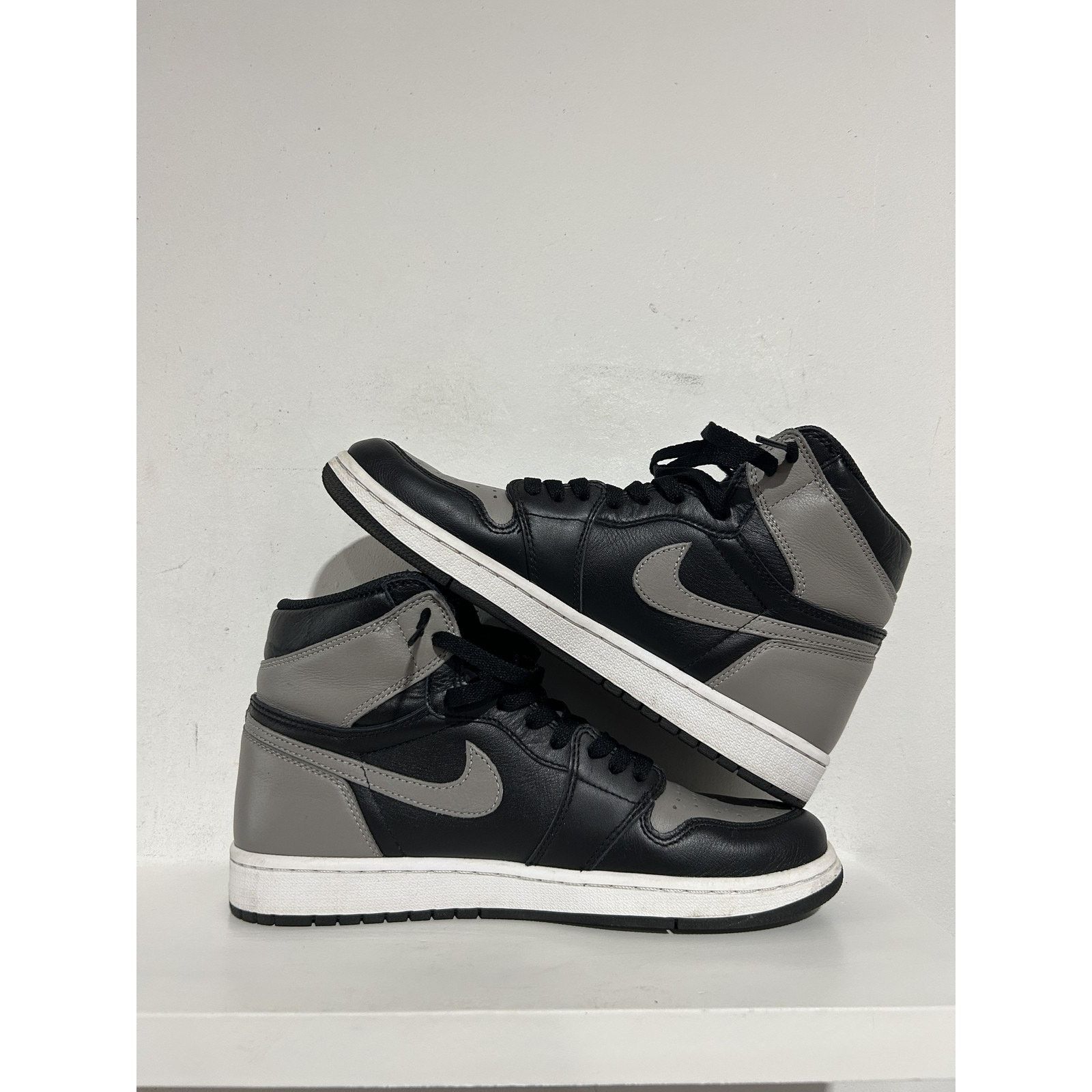 Jordan Brand JORDAN 1 HIGH SHADOW SIZE 9 PREOWNED Size US 9 / EU 42 - 2 Thumbnail