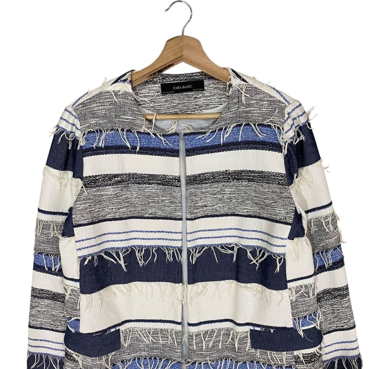 Designer × Zara 🌟ZARA BASIC WOOL KNIT FRINGES BUTTONLESS JACKET Size M / US 6-8 / IT 42-44 - 3 Thumbnail