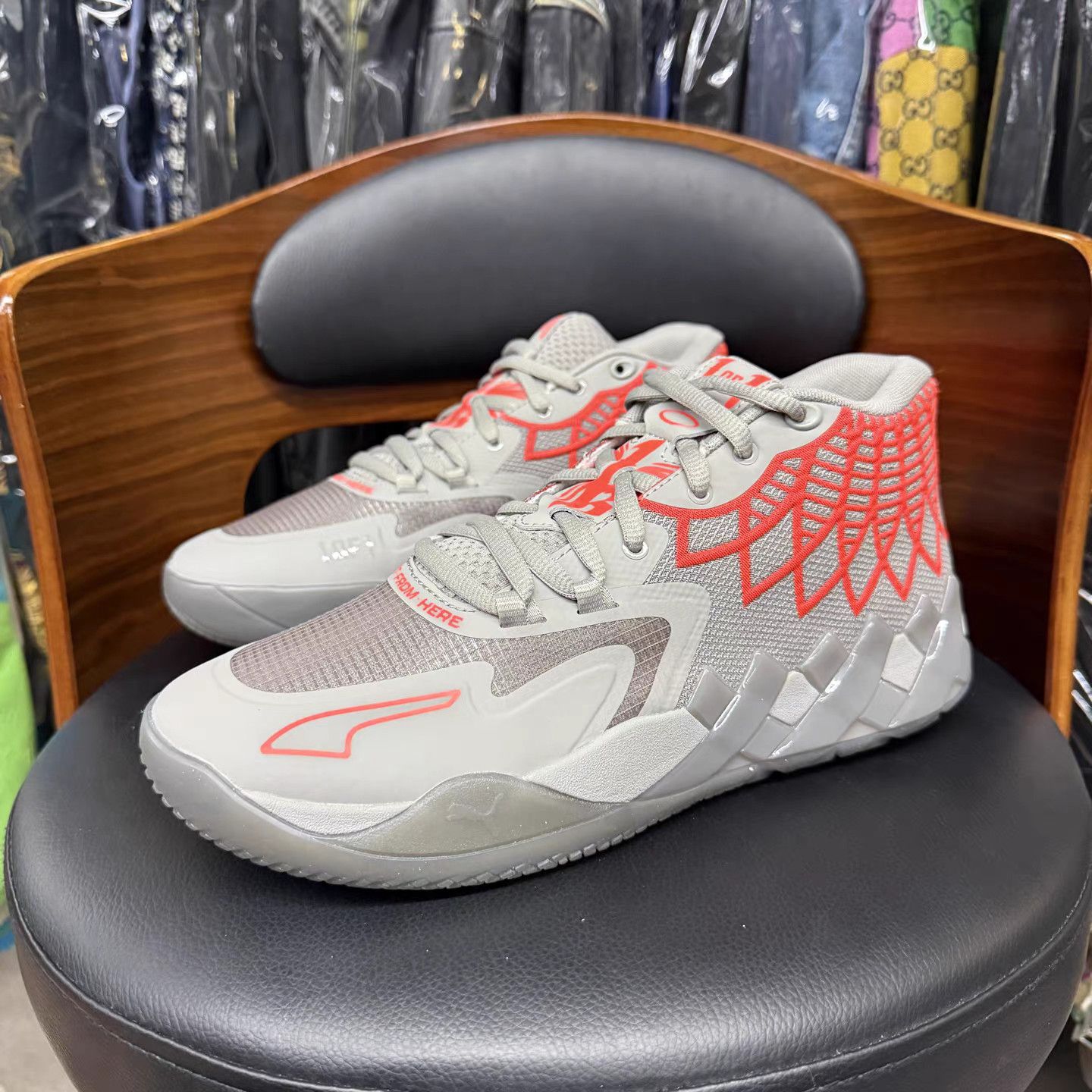 Puma PUMA MB.01 LaMelo Ball Basketball Shoes K15 Size US 9 / EU 42 - 1 Thumbnail