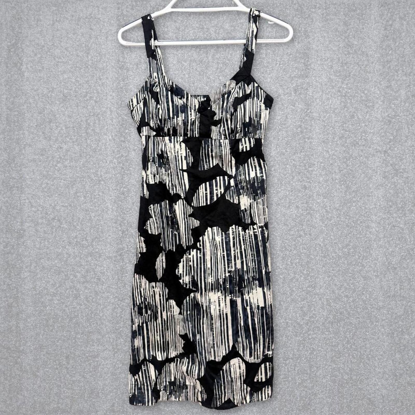Designer New York & Company abstract print sundress size 6 Size M / US 6-8 / IT 42-44 - 1 Thumbnail