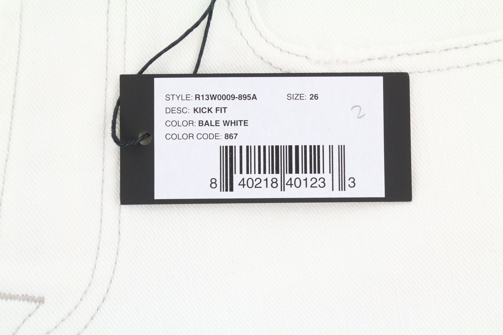 R13 KICK FIT 26 Bale White Flared Cropped Denim Jeans 86193 Size 26" / US 2 / IT 38 - 7 Thumbnail