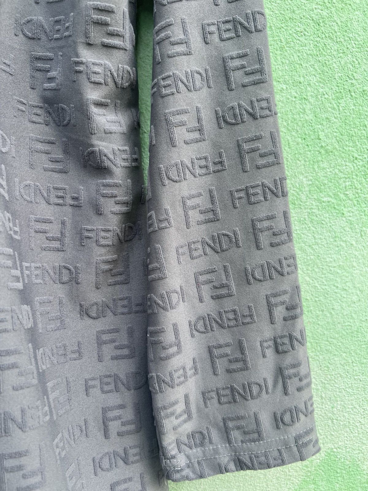 Fendi VINTAGE FENDI JEANS Roma Italy Embossed Monogram MockNeckTop Size M / US 6-8 / IT 42-44 - 13 Thumbnail