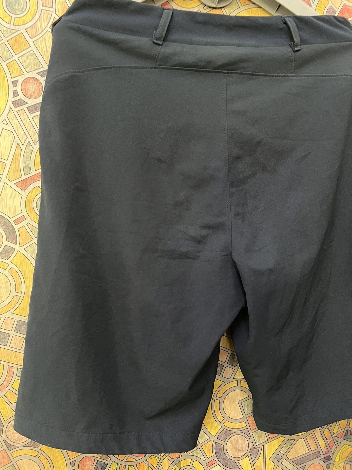 Japanese Brand × The North Face The North Face Nylon Regular Size Shorts for Men Size US 34 / EU 50 - 6 Thumbnail